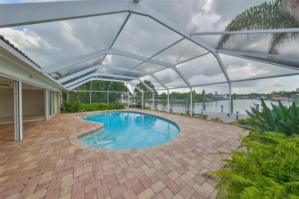 Glass Ceilings, Interior, Pool, Sun Room, Water