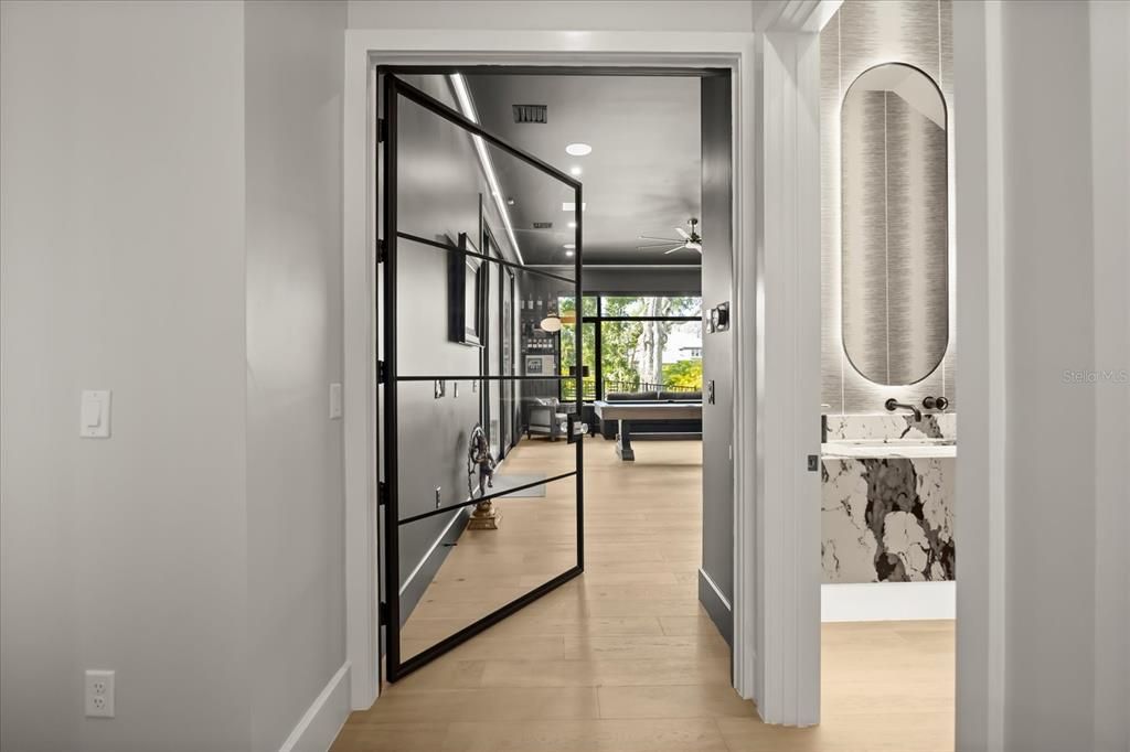 Interior, Recessed Lighting, Wood Texture Flooring