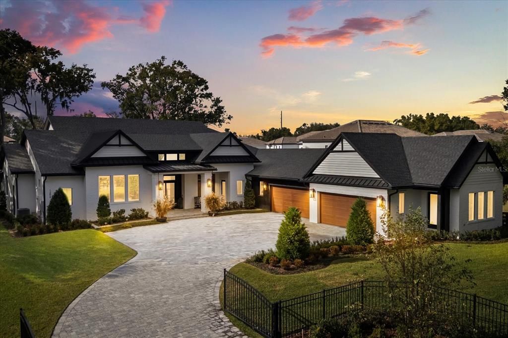 Attached, Exterior, Facade, Farmhouse