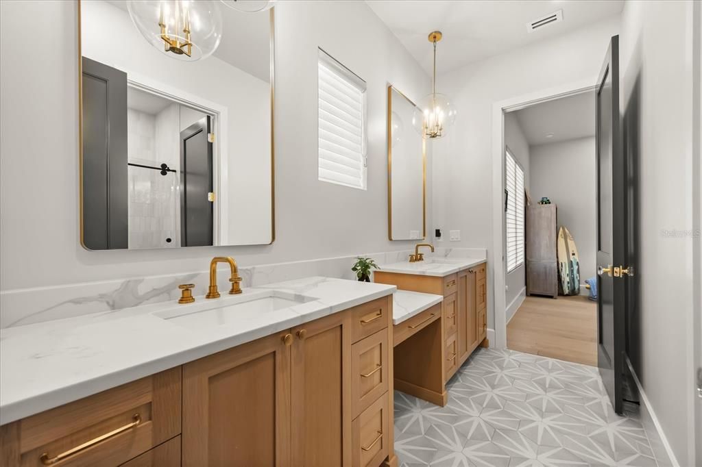 Bathroom, Dual Sink Vanities, Interior, Pendant Lights, Wood Texture Flooring