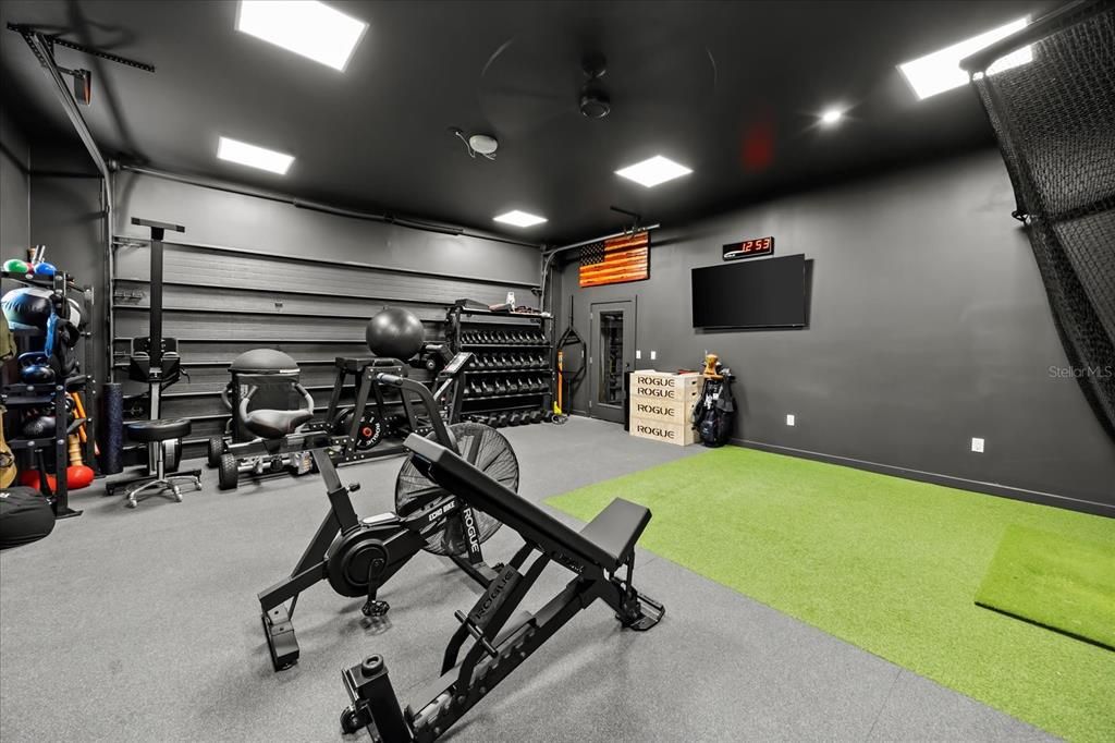 Fitness Equipment, Interior, Recessed Lighting
