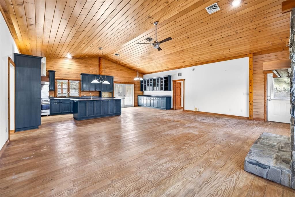 Empty room, Interior, Kitchen, Pendant Lights, Wooden Ceilings, Wood Texture Flooring, Wooden Walls