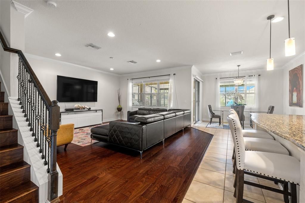 Dining room, Interior, Living room, Pendant Lights, Recessed Lighting, Wood Texture Flooring