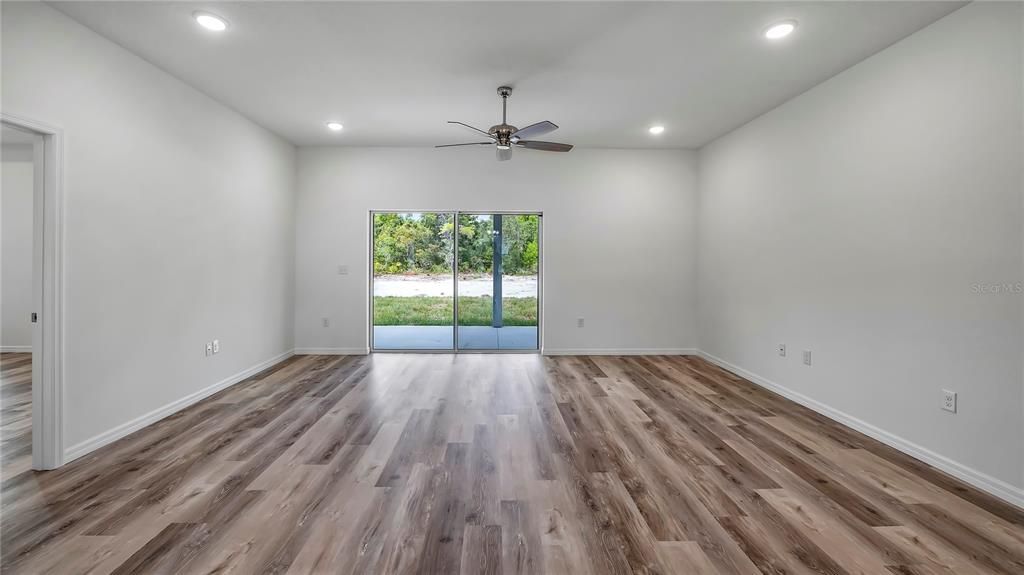 Empty room, Interior, Recessed Lighting, Wood Texture Flooring
