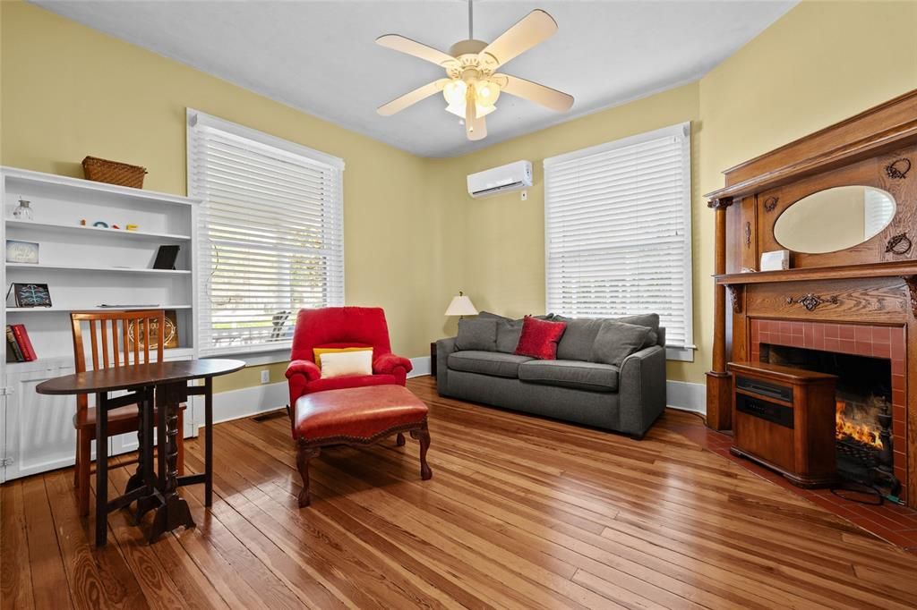 Dining room, Fireplace, Interior, Wood Texture Flooring