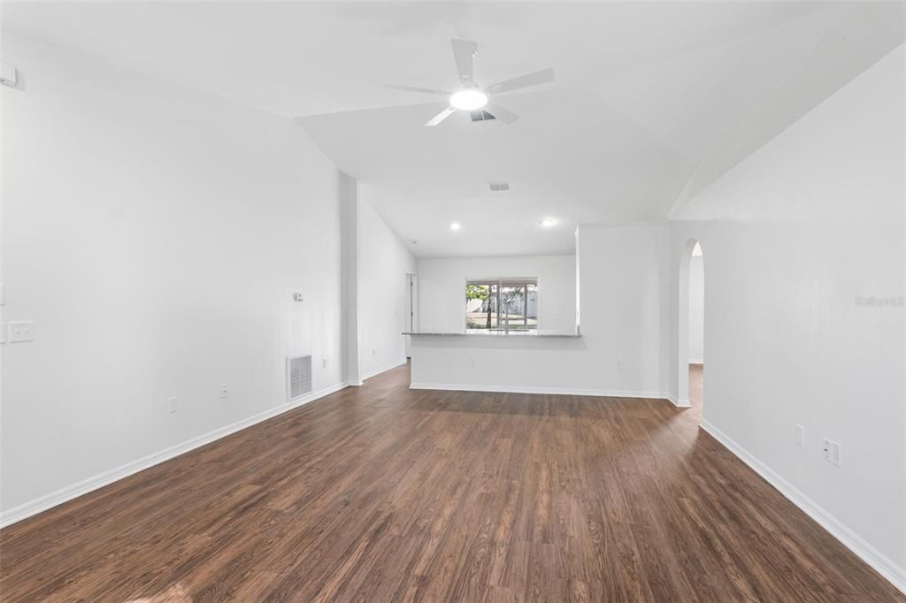 Empty room, Interior, Recessed Lighting, Wood Texture Flooring