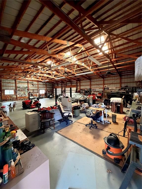 Fitness Equipment, Interior, Wooden Beams
