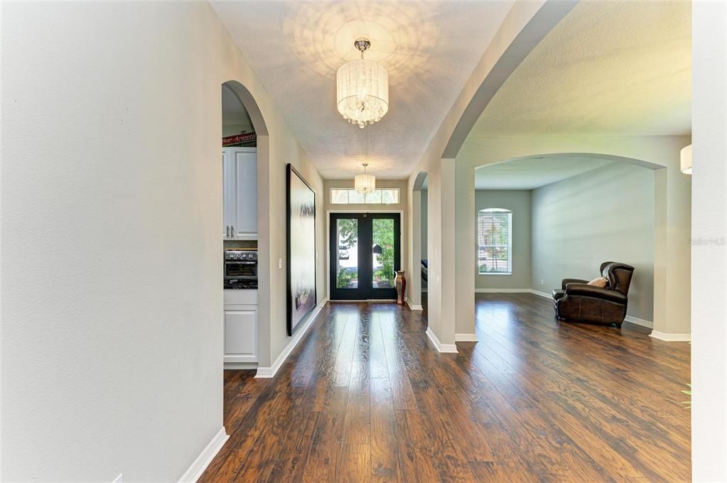 Chandelier, Interior, Wood Texture Flooring