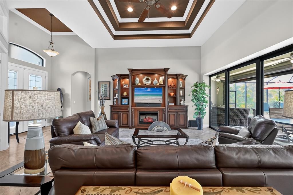 Fireplace, Interior, Living room, Pendant Lights, Recessed Lighting