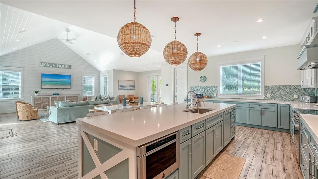 Interior, Kitchen, Living room, Pendant Lights, Recessed Lighting, Wood Texture Flooring