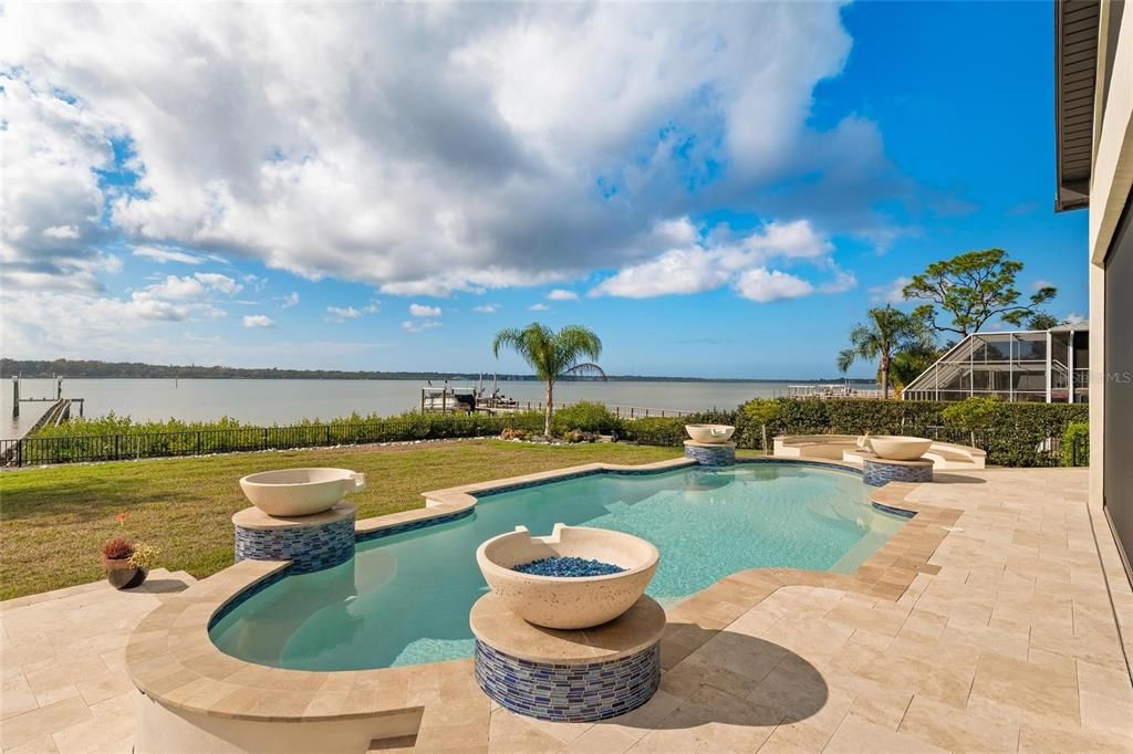 Exterior, Pool, Water