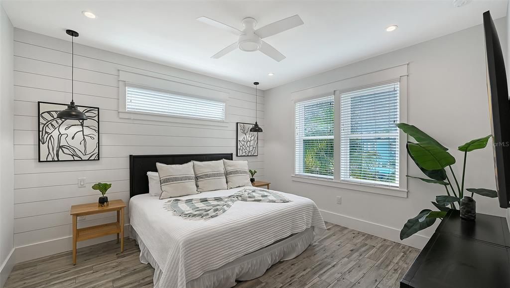 Bedroom, Interior, Pendant Lights, Recessed Lighting, Wood Texture Flooring