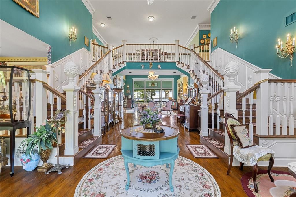 Chandelier, Interior, Recessed Lighting, Wood Texture Flooring