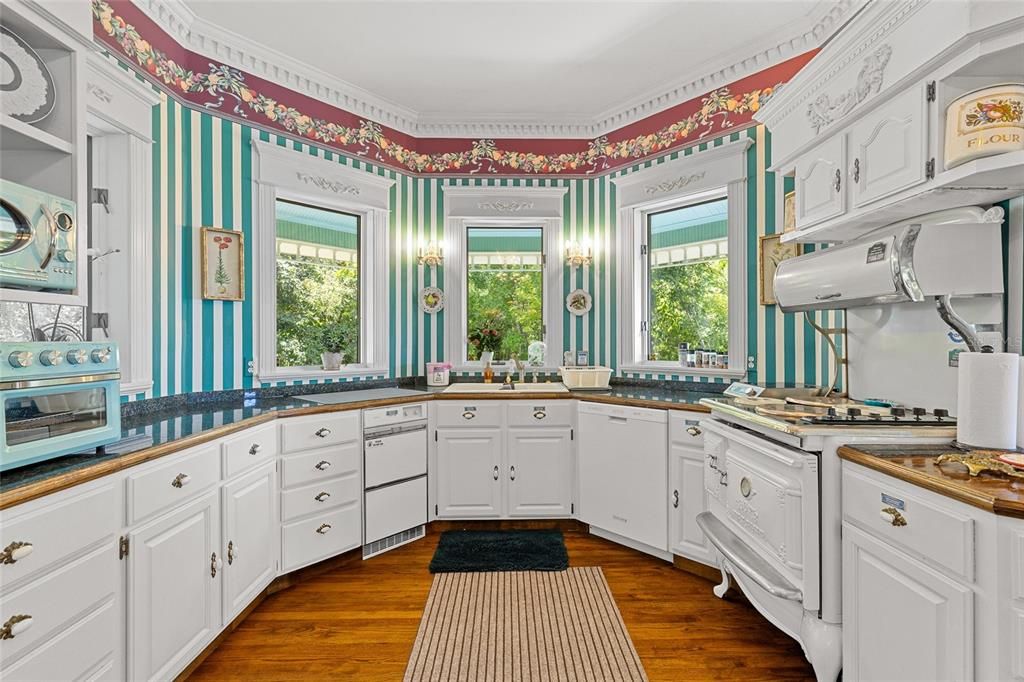 Interior, Kitchen, Wood Texture Flooring