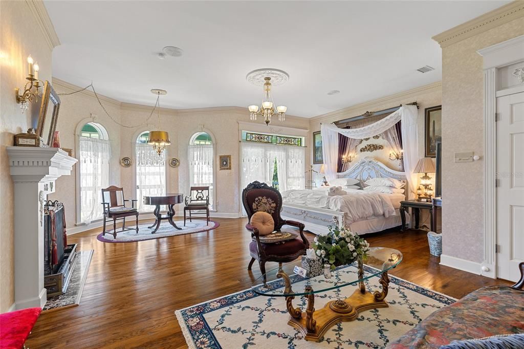 Bedroom, Chandelier, Dining room, Fireplace, Interior, Pendant Lights, Wood Texture Flooring