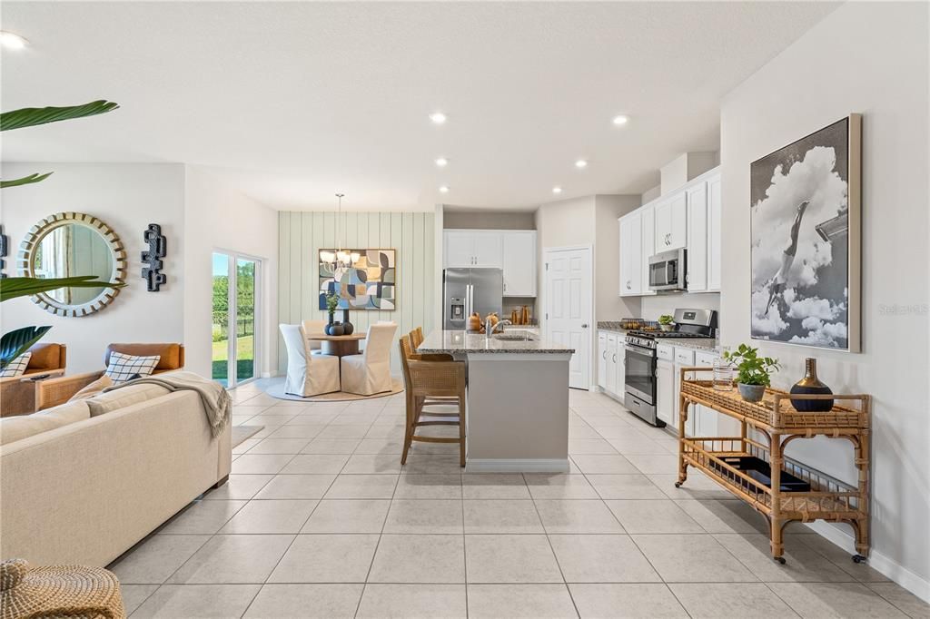 Dining room, Interior, Kitchen, Pendant Lights, Recessed Lighting, Stainless Steel Appliances