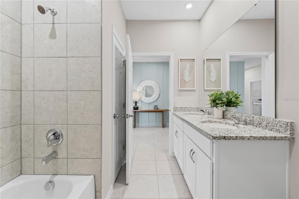 Bathroom, Dual Sink Vanities, Interior, Recessed Lighting