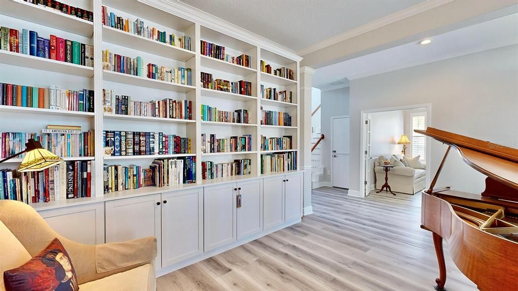 Interior, Piano, Recessed Lighting, Wood Texture Flooring