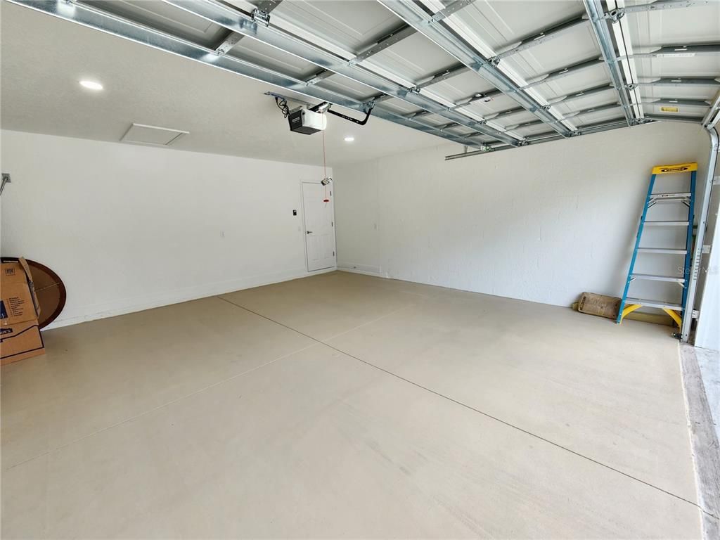 Garage, Interior, Recessed Lighting