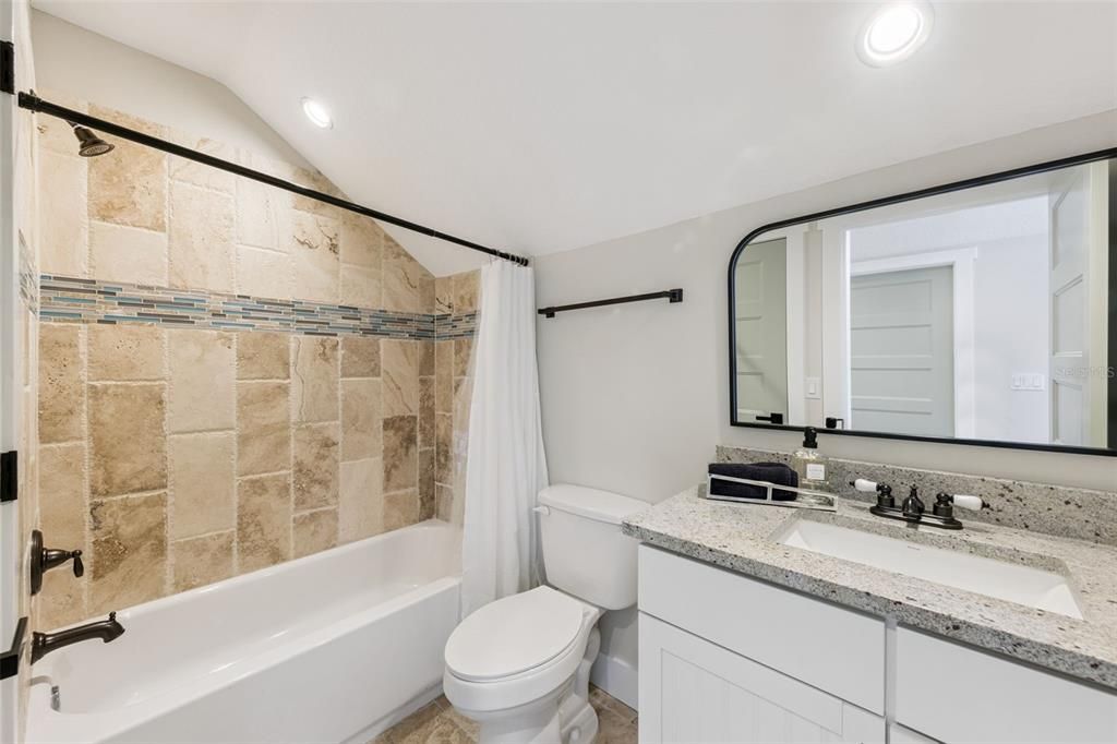 Bathroom, Interior, Recessed Lighting