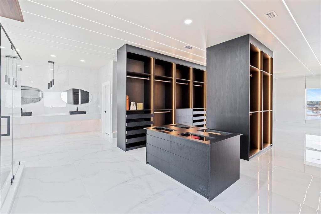 Interior, Marble, Recessed Lighting