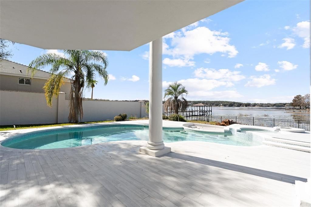 Exterior, Pool, Water