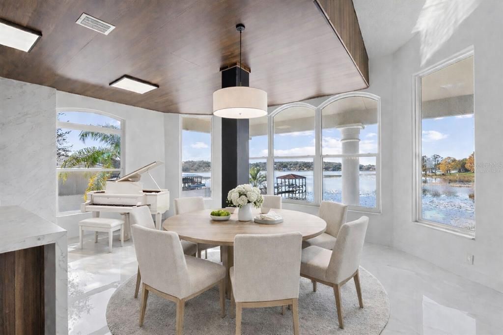 Dining room, Interior, Pendant Lights, Piano, Recessed Lighting, Water