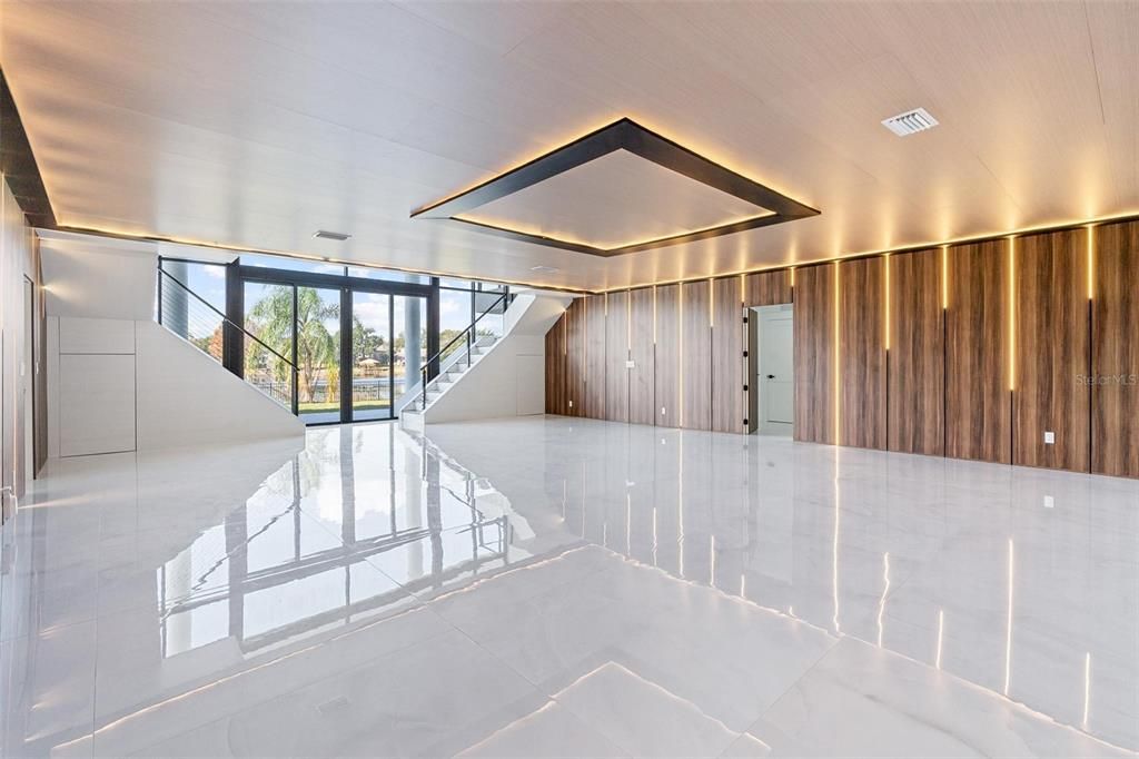 Empty room, Interior, Recessed Lighting