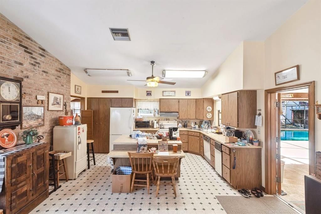 Dining room, Interior, Kitchen, Stone Walls