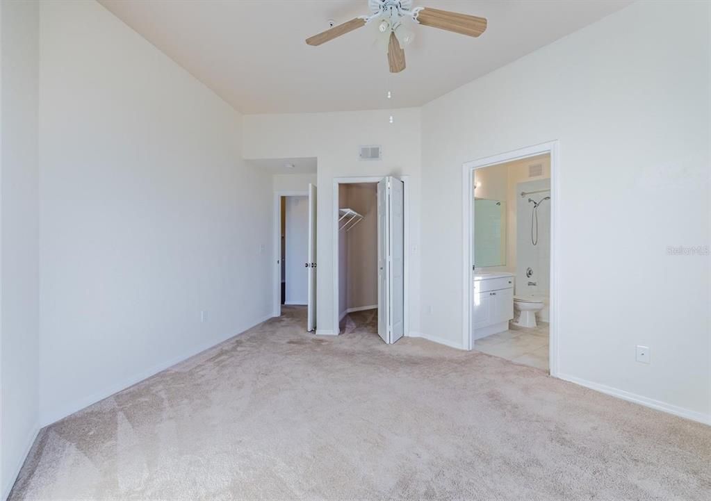 Bathroom, Empty room, Interior