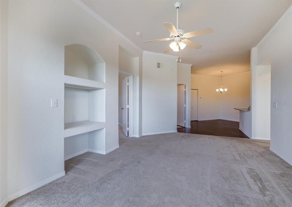 Chandelier, Empty room, Interior, Pendant Lights