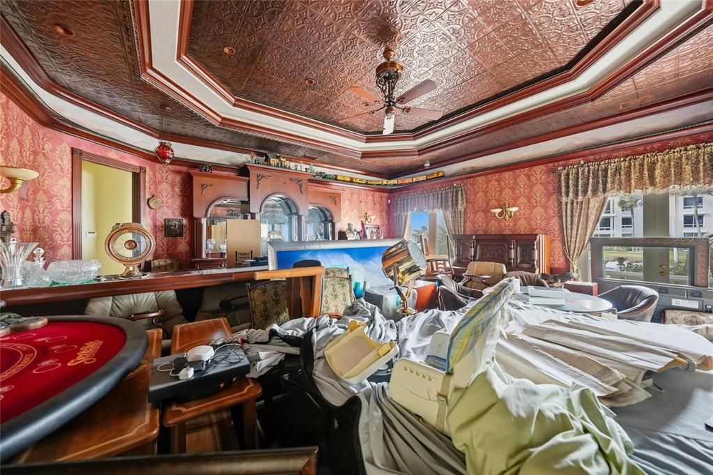 Dining room, Interior