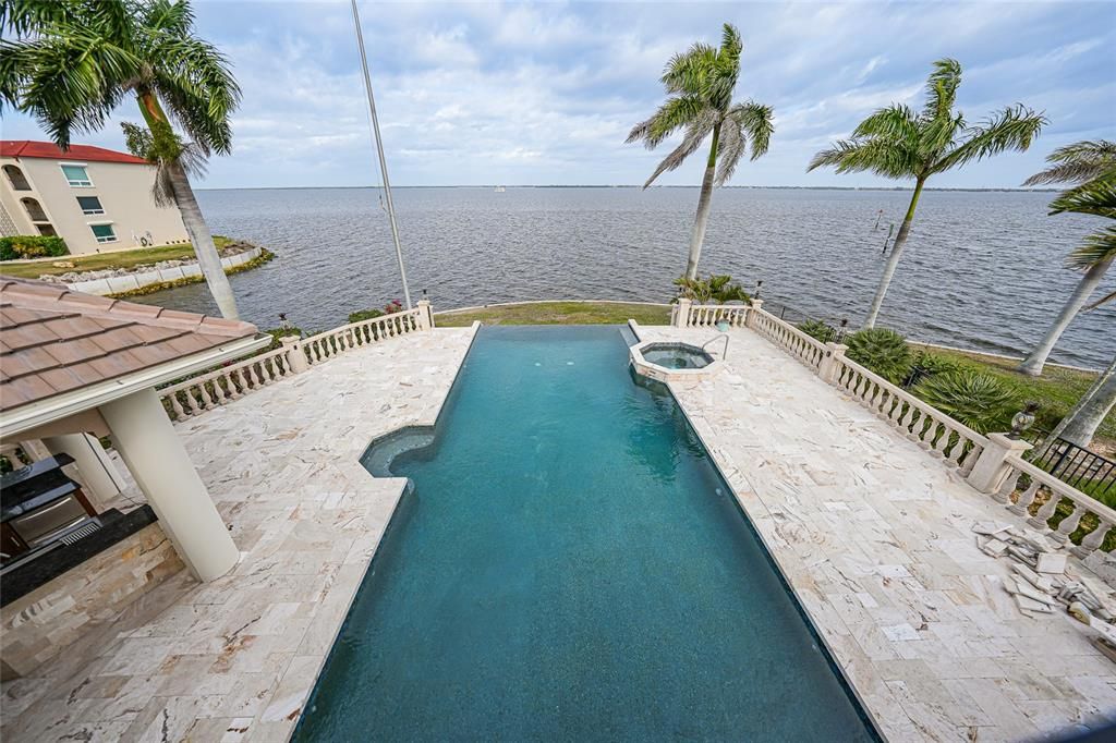 Exterior, Pool, Water