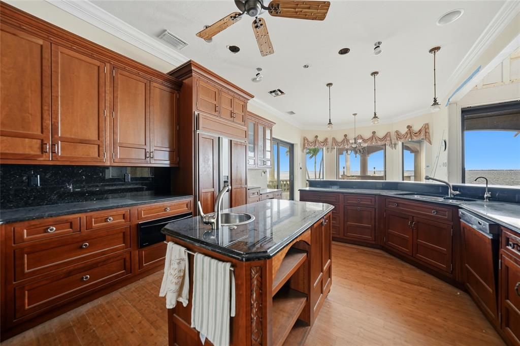 Interior, Kitchen, Pendant Lights, Wood Texture Flooring