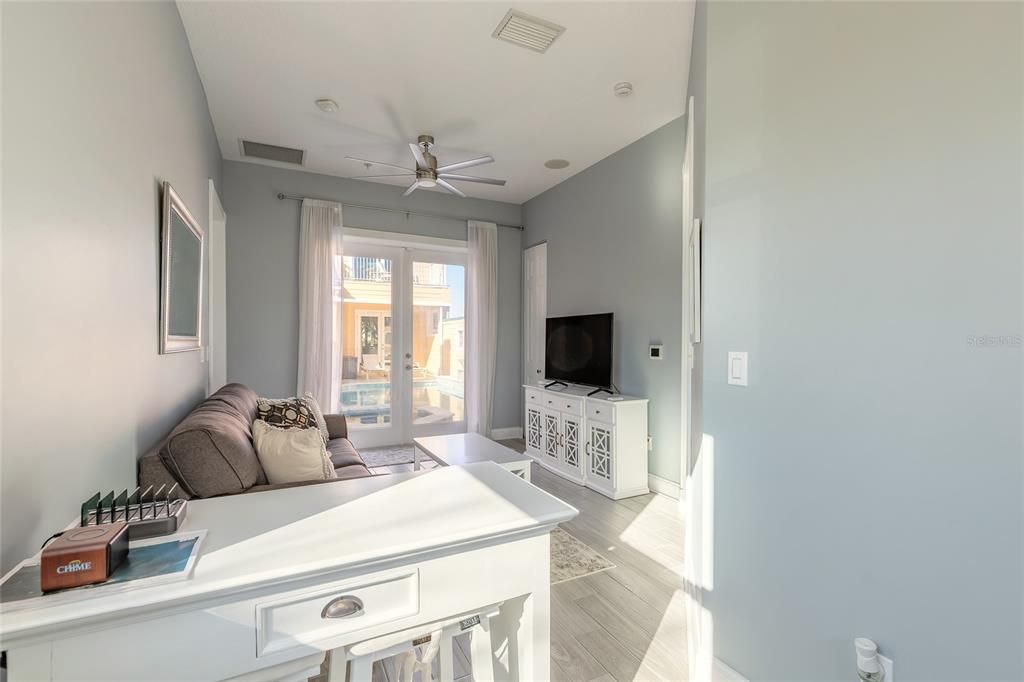 Interior, Recessed Lighting, Wood Texture Flooring
