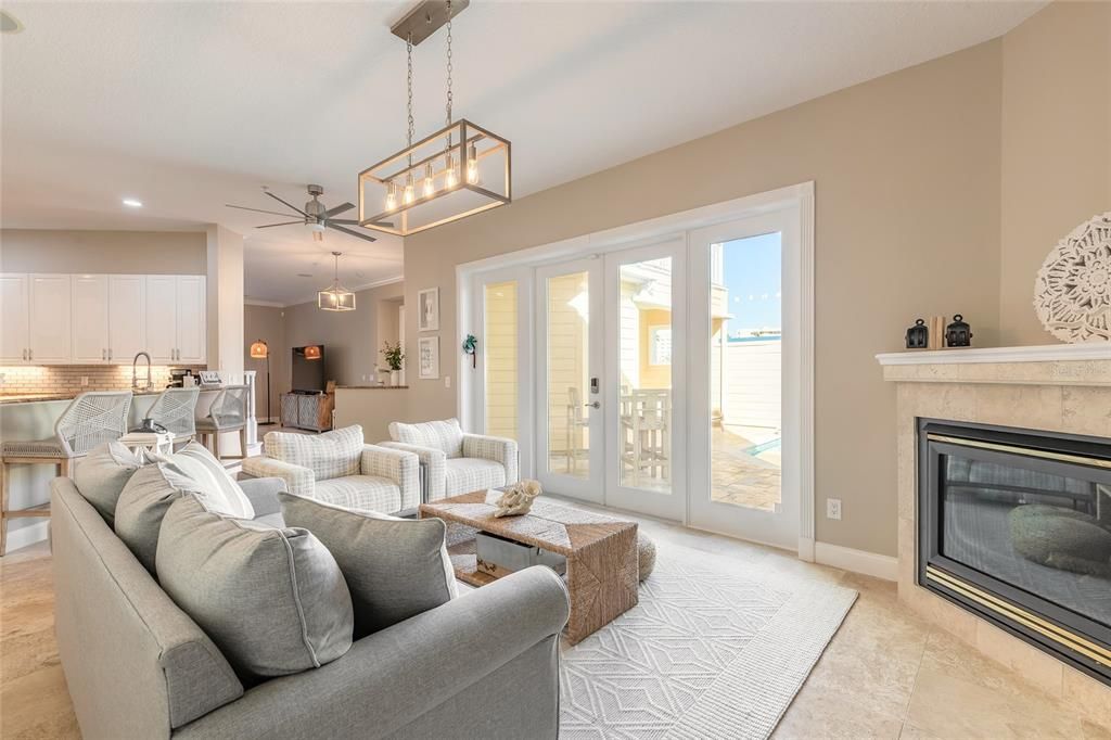 Fireplace, Interior, Living room, Pendant Lights, Recessed Lighting