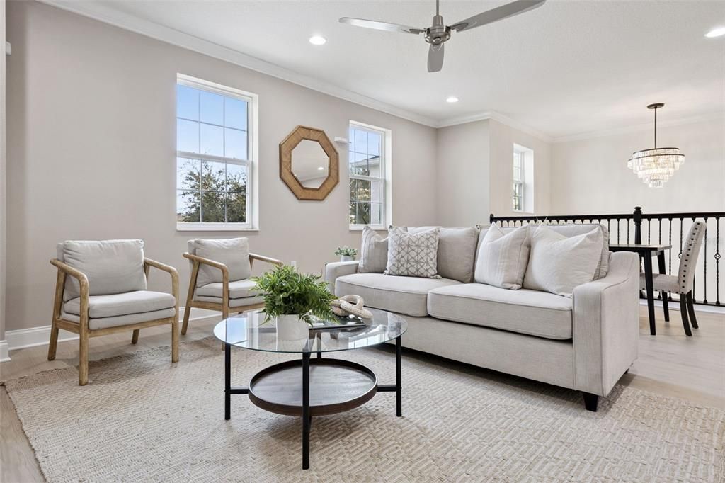 Chandelier, Dining room, Interior, Living room, Recessed Lighting, Wood Texture Flooring