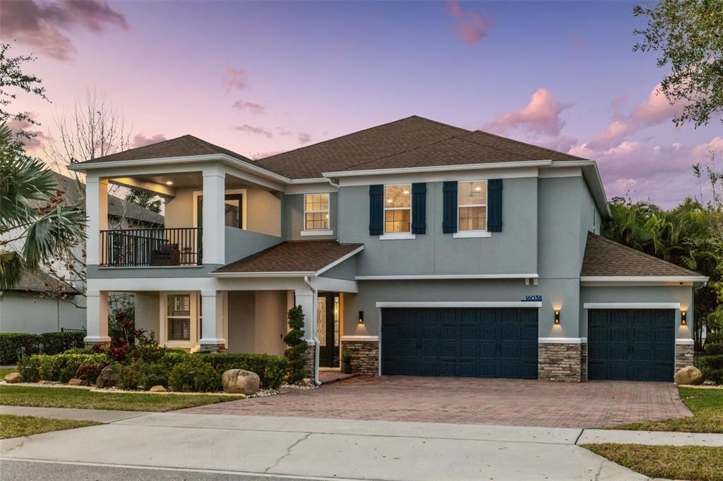 Attached, Exterior, Facade, Modern