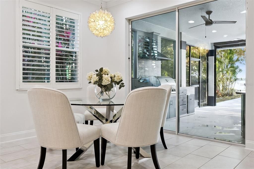 Chandelier, Dining room, Interior, Pendant Lights, Recessed Lighting
