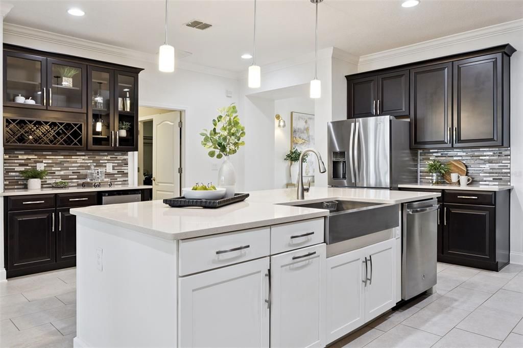Interior, Kitchen, Pendant Lights, Recessed Lighting, Stainless Steel Appliances