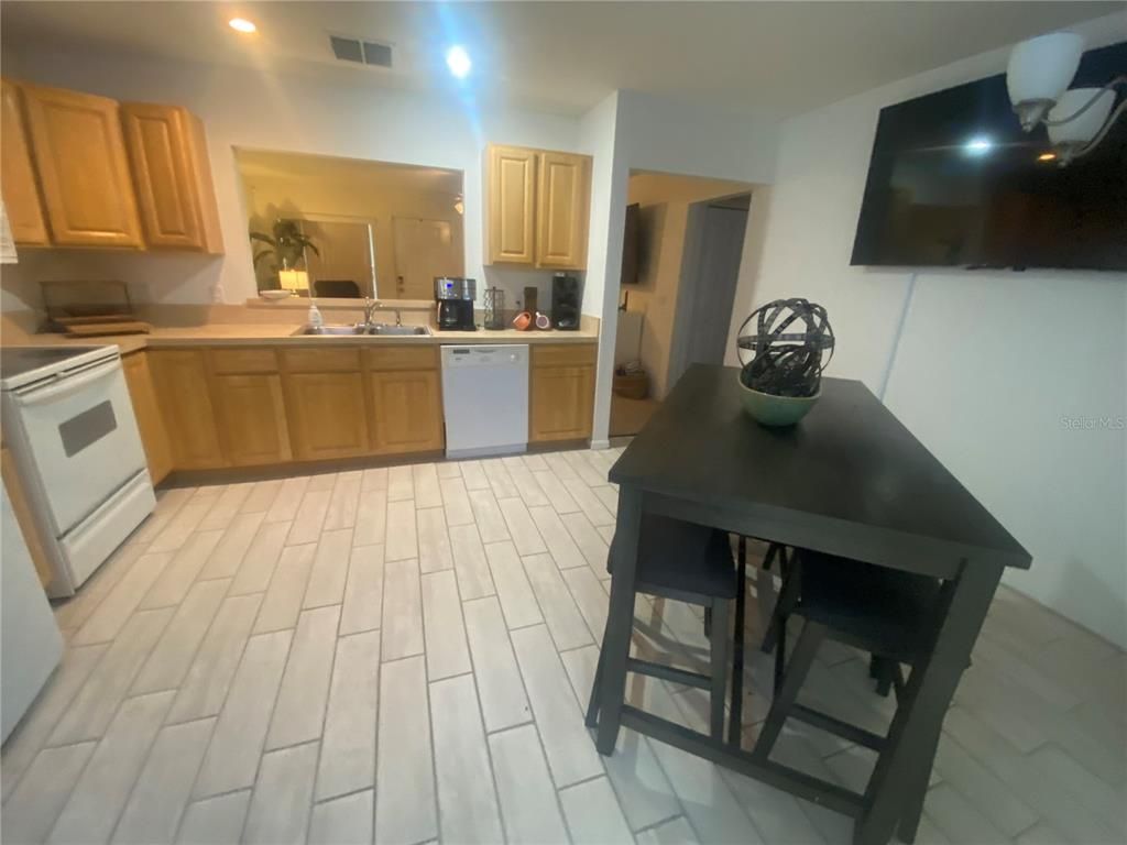 Interior, Kitchen, Recessed Lighting, Wood Texture Flooring