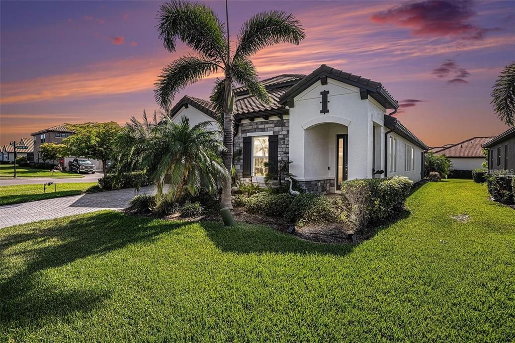 Backyard, Exterior, Facade, Spanish Mediterranean