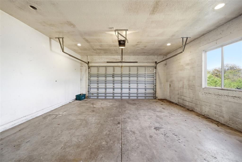 Garage, Interior, Recessed Lighting