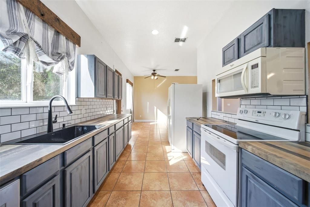 Interior, Kitchen, Recessed Lighting