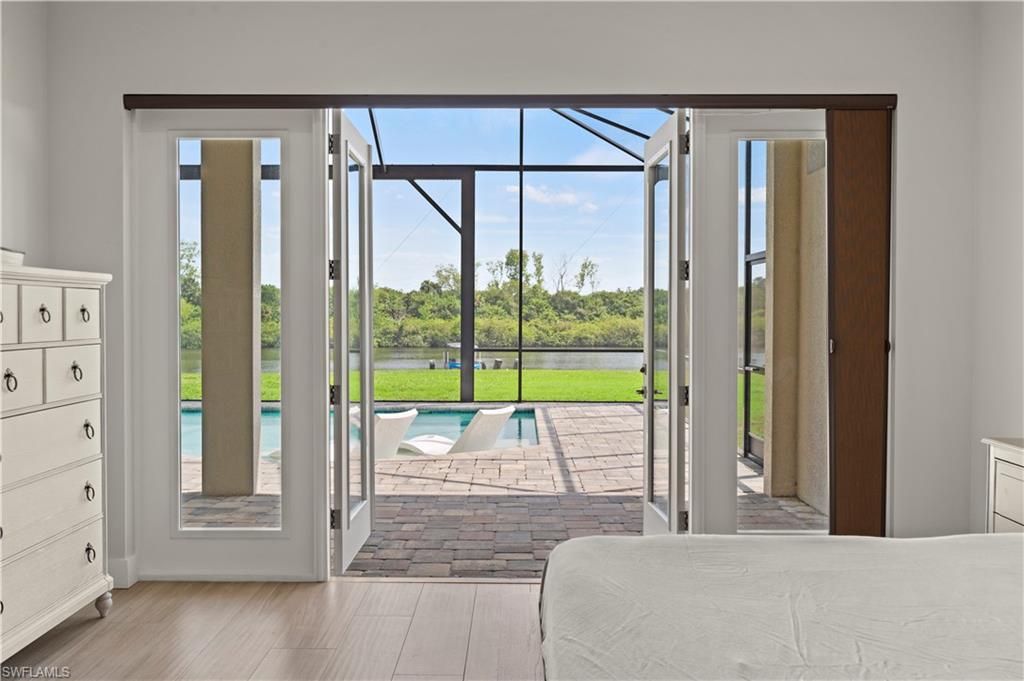 Interior, Sun Room, Water, Wood Texture Flooring