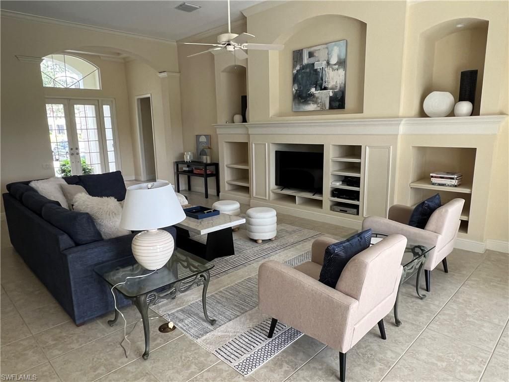 Interior, Living room