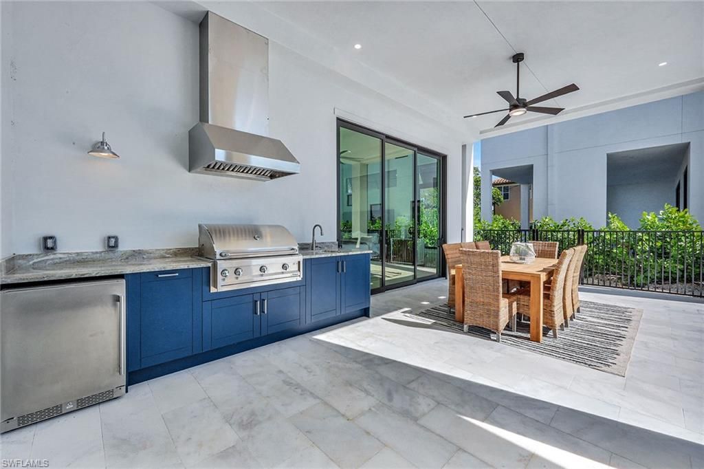 Exterior, Outdoor Kitchen, Recessed Lighting