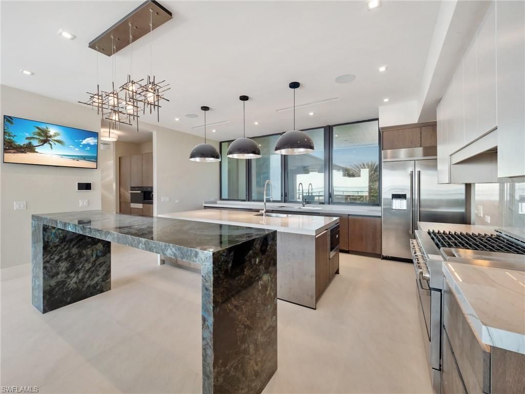 Interior, Kitchen, Pendant Lights, Recessed Lighting, Stainless Steel Appliances