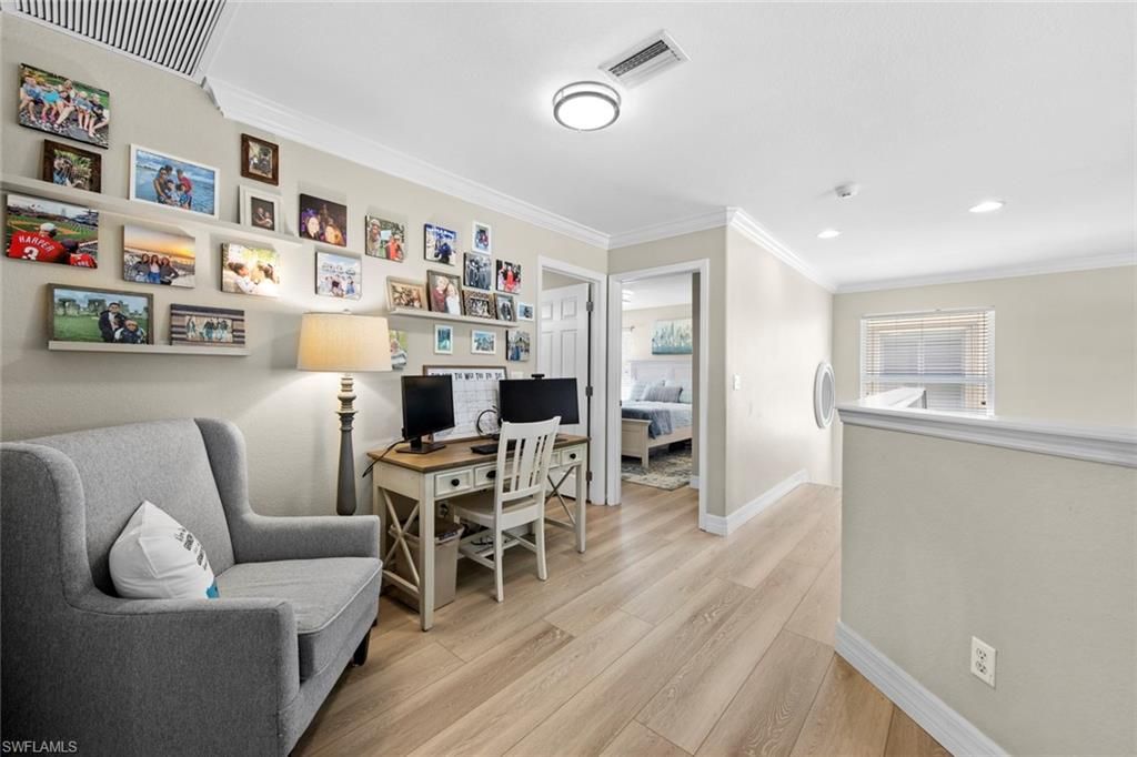 Home Office, Interior, Recessed Lighting, Wood Texture Flooring