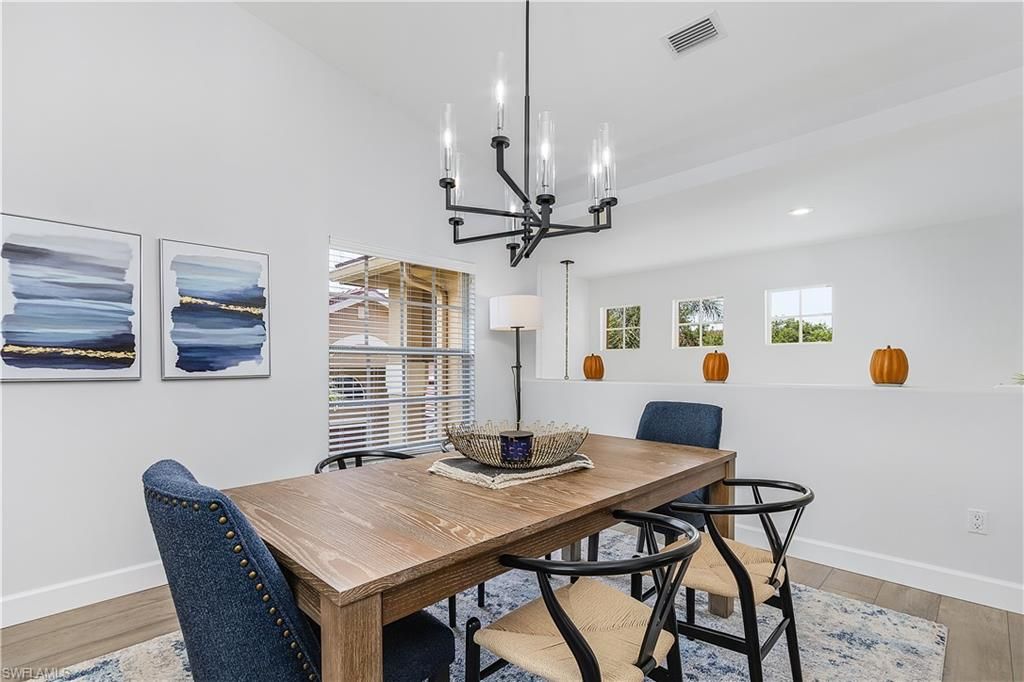 Chandelier, Dining room, Interior, Recessed Lighting, Wood Texture Flooring